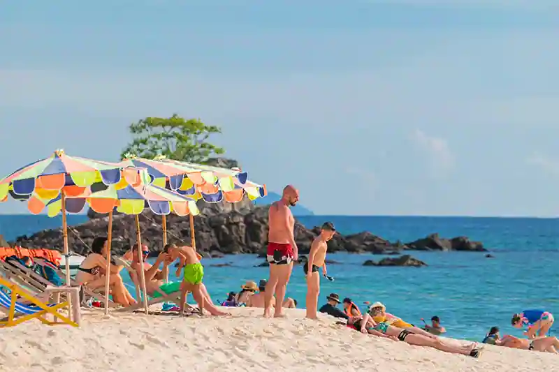 Phi Phi Island Tour from Phuket - Maya Bay Phi Phi Island tour by speedboat package